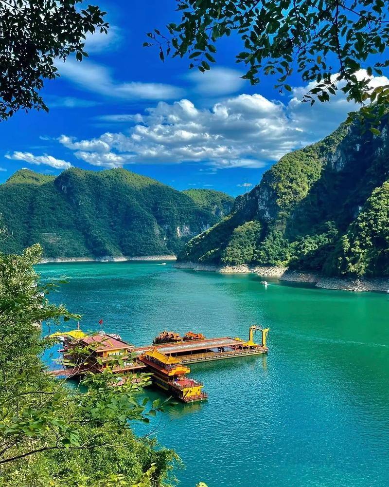 1. “楠院清江：一段历史长河中的传奇故事”